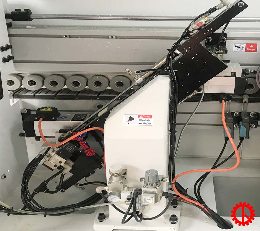 MÁY DÁN CẠNH KEO PUR - SM 480 PUR Cắt đầu đuôi máy dán cạnh ván keo PUR chống thấm 3 nồi keo SM-480 PUR | Quốc Duy
