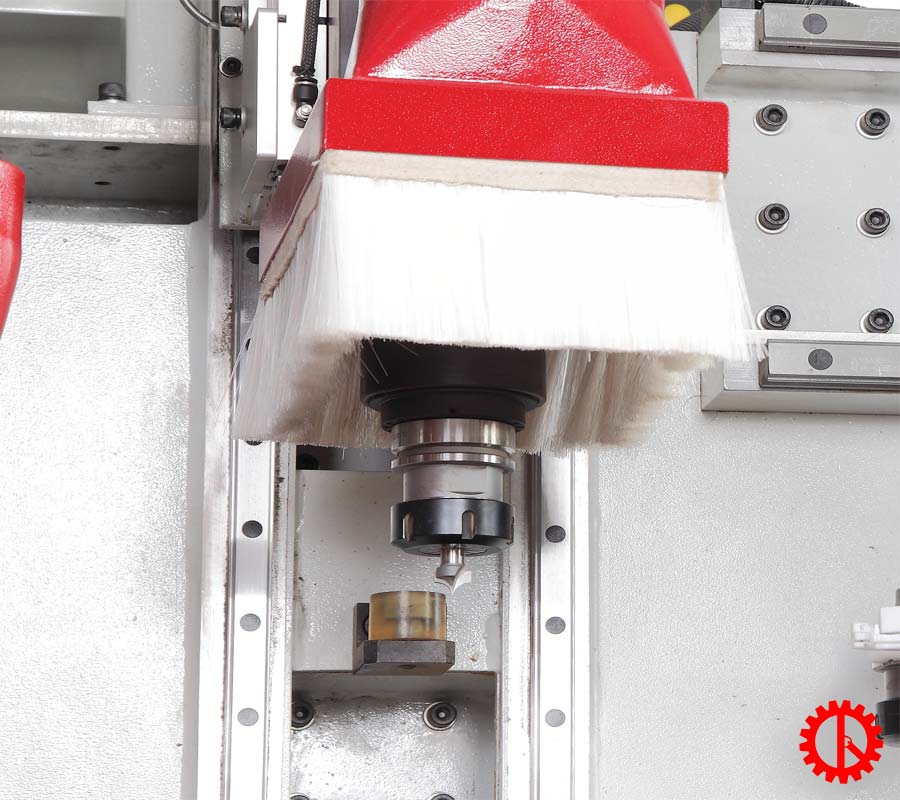 MÁY GIA CÔNG CNC 3 ĐẦU TRUNG TÂM - SM 3018-2A-C Cụm phay biên dạng pano máy gia công cnc 3 đầu trung tâm SM 3018-2A-C | Quốc Duy