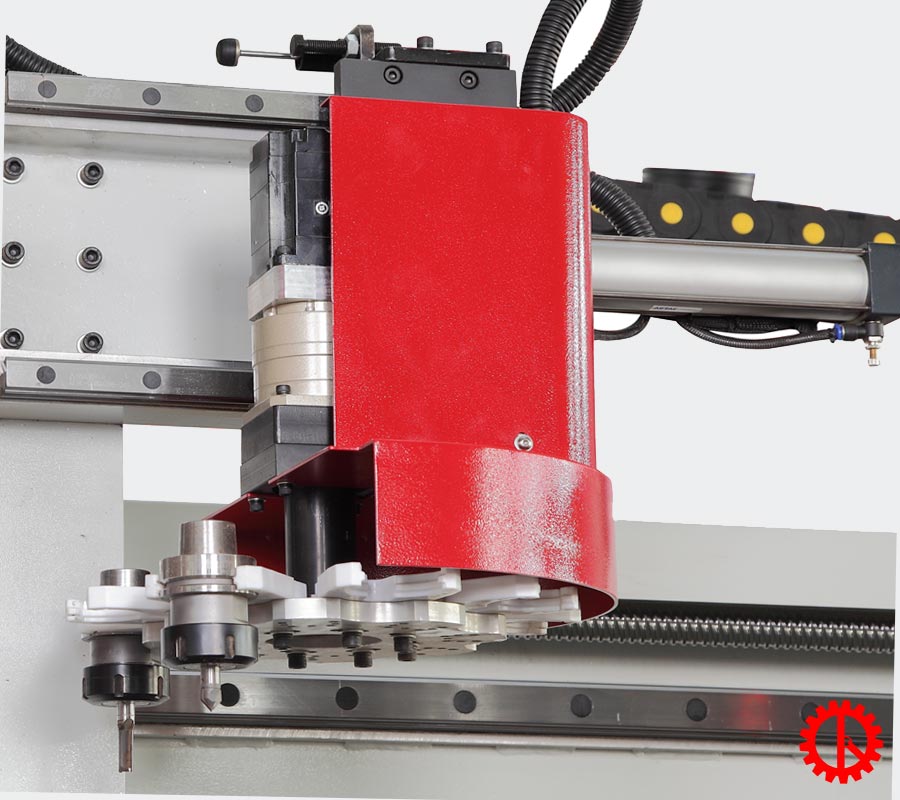 MÁY GIA CÔNG CNC 3 ĐẦU TRUNG TÂM - SM 3018-2A-C Khay thay dao tự động máy gia công cnc 3 đầu trung tâm SM 3018-2A-C | Quốc Duy