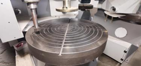 MÁY PHAY TUBI CHÉP HÌNH TRÒN 2 TRỤC - SM 7512 Bàn làm việc máy phay tubi chép hình tròn 2 trục