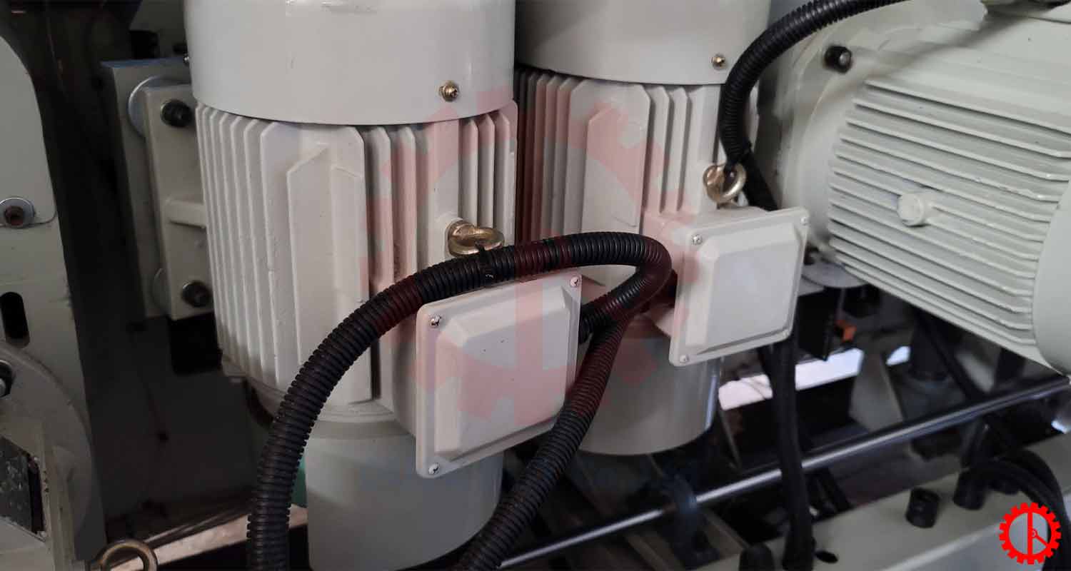 dong-co-truc-chinh-may-bao-4-mat-6-truc Động cơ trục chính máy bào 4 mặt 6 trục