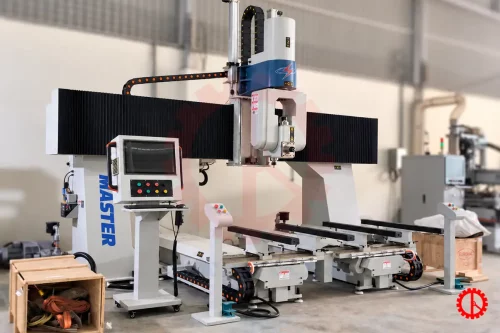 GIAO MÁY CNC 5 TRỤC MASTER TC4