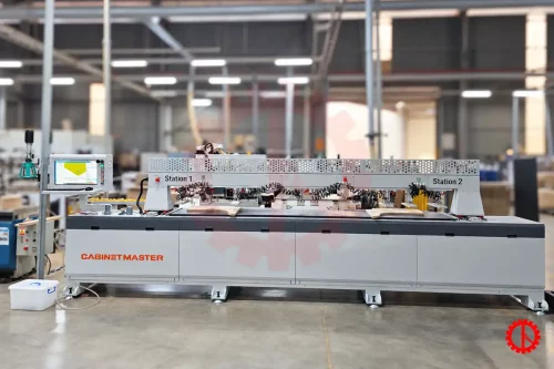 MÁY KHOAN ĐỤC Ổ KHÓA BẢN LỀ - UNI 3000 R6I giao máy khoan cnc tại xưởng khách hàng