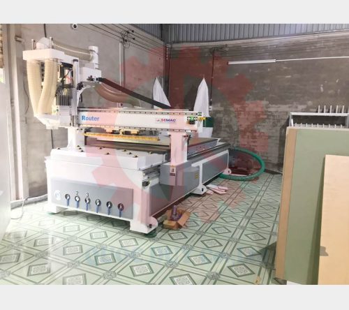 Giao CNC Router khoan thay dao tự động tại TP. HCM
