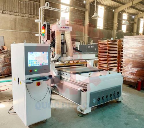 Giao máy cnc router khoan thay dao tự động đến Bình Dương