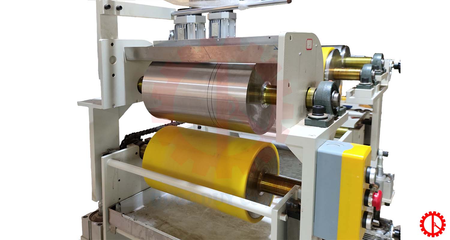 rulo-can-mang rulo cán màng máy phủ nẹp veneer