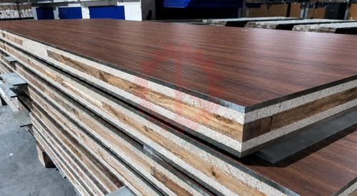 CHUYỀN SẢN XUẤT CỬA GỖ CHỐNG CHÁY CÔNG SUẤT 150 CÁNH/8 GIỜ Cắt hoàn thiện 4 cạnh cánh cửa