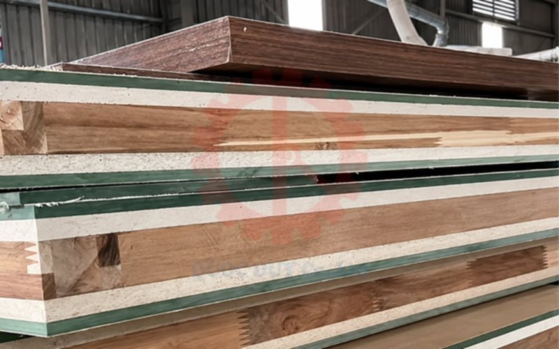 CHUYỀN SẢN XUẤT CỬA GỖ CHỐNG CHÁY CÔNG SUẤT 150 CÁNH/8 GIỜ san pham cat 4 canh may cat 4 bien cua go chong chay
