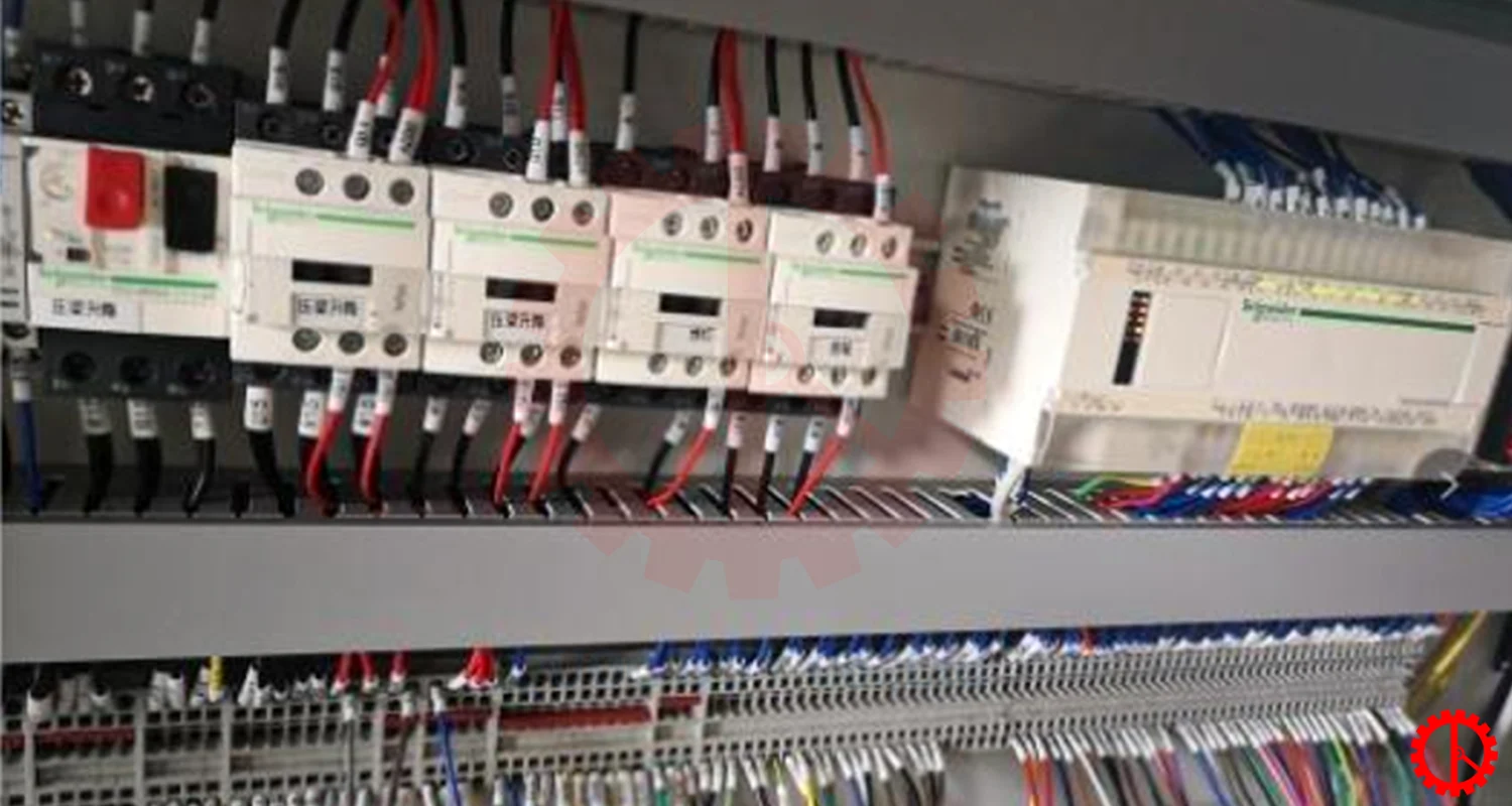 thiet-bi-dien-may-dan-canh-cao-toc Thiết bị điện máy dán cạnh cao tốc